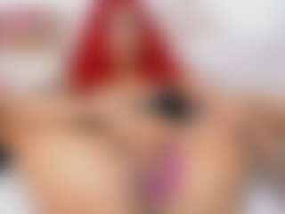 Live cam show with Khelany - Athletic Small Tits on Camsoda