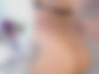 Khelany's Live Sex Cam Show