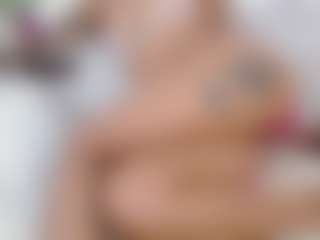 Khelany's Live Sex Cam Show