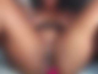 Live cam show with Rachel - Strip MILF on dropp.cam