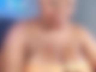 Live cam show with Rachel - Thick on camwithhim.com
