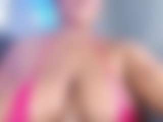 Live cam show with Rachel - Squirt on Stripli.com
