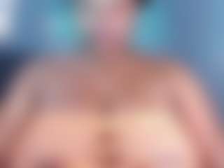 Live cam show with Rachel - Black Shaved Pussy on pussylord.com
