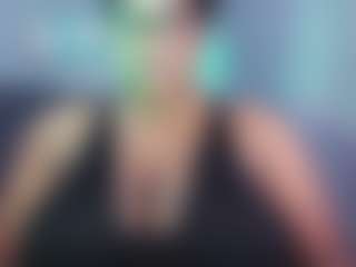 Live cam show with Rachel - Gagging on luckytryst.com