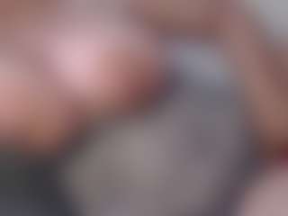 Live cam show with Misslissa - Red Hair Teen (18+) on Uber Horny