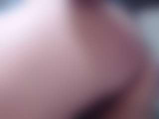 Live cam show with Misslissa - MILF Teen (18+) on Uber Horny