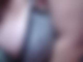Live cam show with Misslissa - MILF Teen (18+) on Mixed Magazine Live