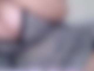 Live cam show with Misslissa - Teen (18+) on StripNow