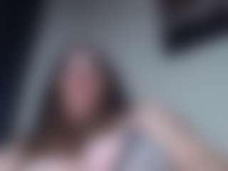 Live cam show with Misslissa - Red Hair MILF on Uber Horny