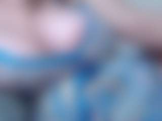 Live cam show with Misslissa - Red Hair MILF on Soda Cam