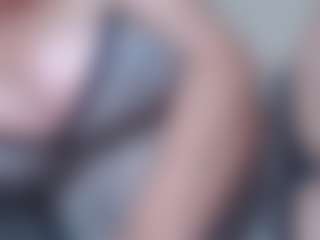 Live cam show with Misslissa - Big Ass MILF on Gym Cam Girls