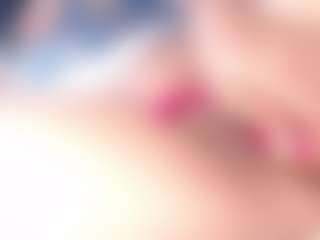Live cam show with Misslissa - Tease on liverealitysex.com