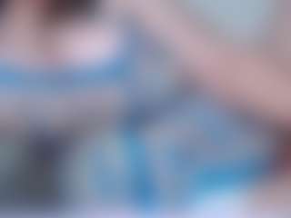 Live cam show with Misslissa - Red Hair Squirt on Gym Cam Girls