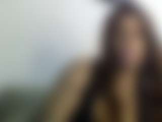 Live cam show with Tammygold - Oil on Soda Cam