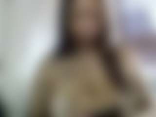 Live cam show with Tammygold - Glasses on CamwithHer
