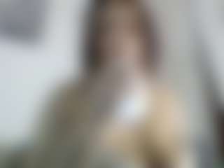 Tammygold MILF webcam performer live streaming