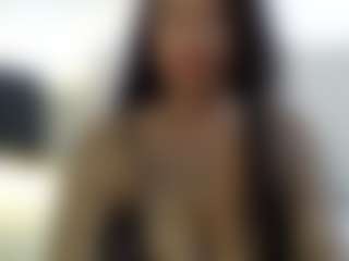 Live cam show with Tammygold - Glasses on Latina Girls