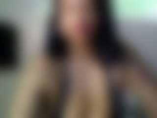 Live cam show with Tammygold - Glasses on Big Tits