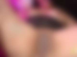 LiindaEvans's Live Sex Cam Show