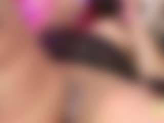Live cam show with LiindaEvans - Toys on Camsoda