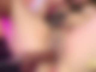 Live cam show with LiindaEvans - Big Tits on Fit Hotties
