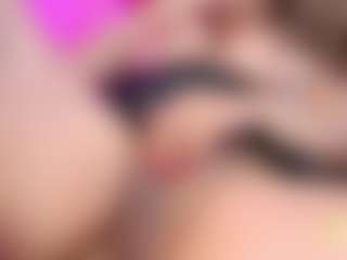 LiindaEvans's Live Sex Cam Show