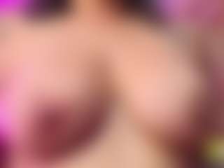 LiindaEvans's Live Sex Cam Show