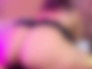 LiindaEvans's Live Sex Cam Show