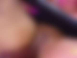 LiindaEvans's Live Sex Cam Show