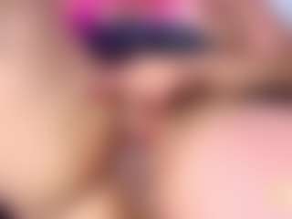 LiindaEvans's Live Sex Cam Show