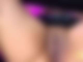 LiindaEvans's Live Sex Cam Show