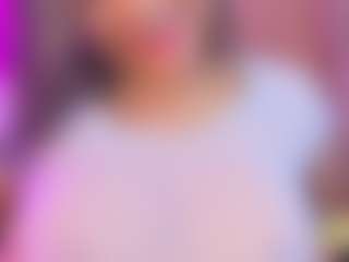 LiindaEvans's Live Sex Cam Show