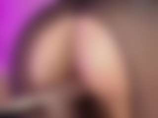 LiindaEvans's Live Sex Cam Show