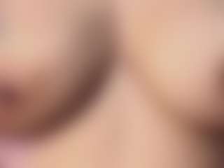 LiindaEvans's Live Sex Cam Show