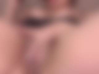 LiindaEvans's Live Sex Cam Show