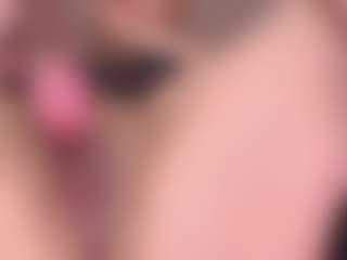LiindaEvans's Live Sex Cam Show