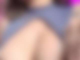 LiindaEvans's Live Sex Cam Show