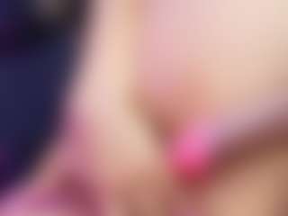 LiindaEvans's Live Sex Cam Show