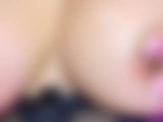 LiindaEvans's Live Sex Cam Show