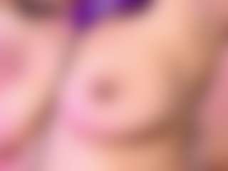LiindaEvans's Live Sex Cam Show