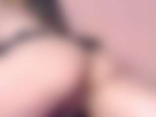 LiindaEvans's Live Sex Cam Show