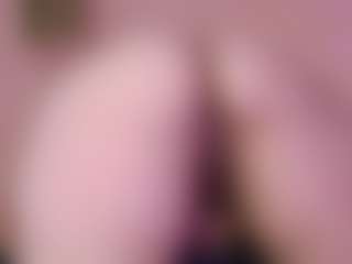 LiindaEvans's Live Sex Cam Show