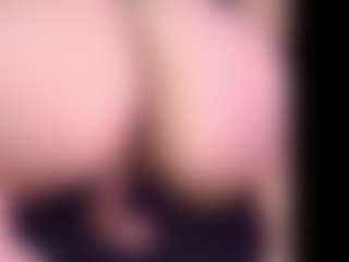 LiindaEvans's Live Sex Cam Show