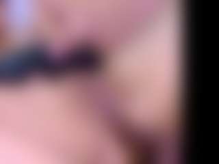 LiindaEvans's Live Sex Cam Show