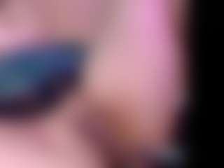 LiindaEvans's Live Sex Cam Show