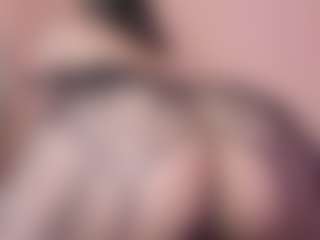 Live cam show with LiindaEvans - Toys on Nude Chat * 1 On 1 Webcam Sex * Live Cam Show