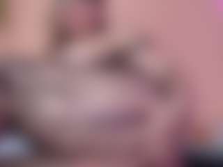 LiindaEvans's Live Sex Cam Show