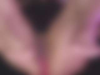 LiindaEvans's Live Sex Cam Show