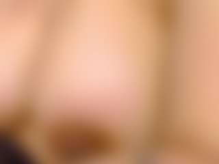 LiindaEvans's Live Sex Cam Show