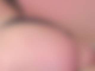 LiindaEvans's Live Sex Cam Show
